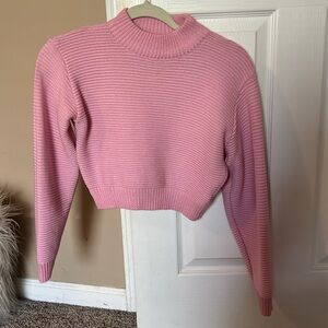 PRETTY LITTLE THING CROPPED SWEATER